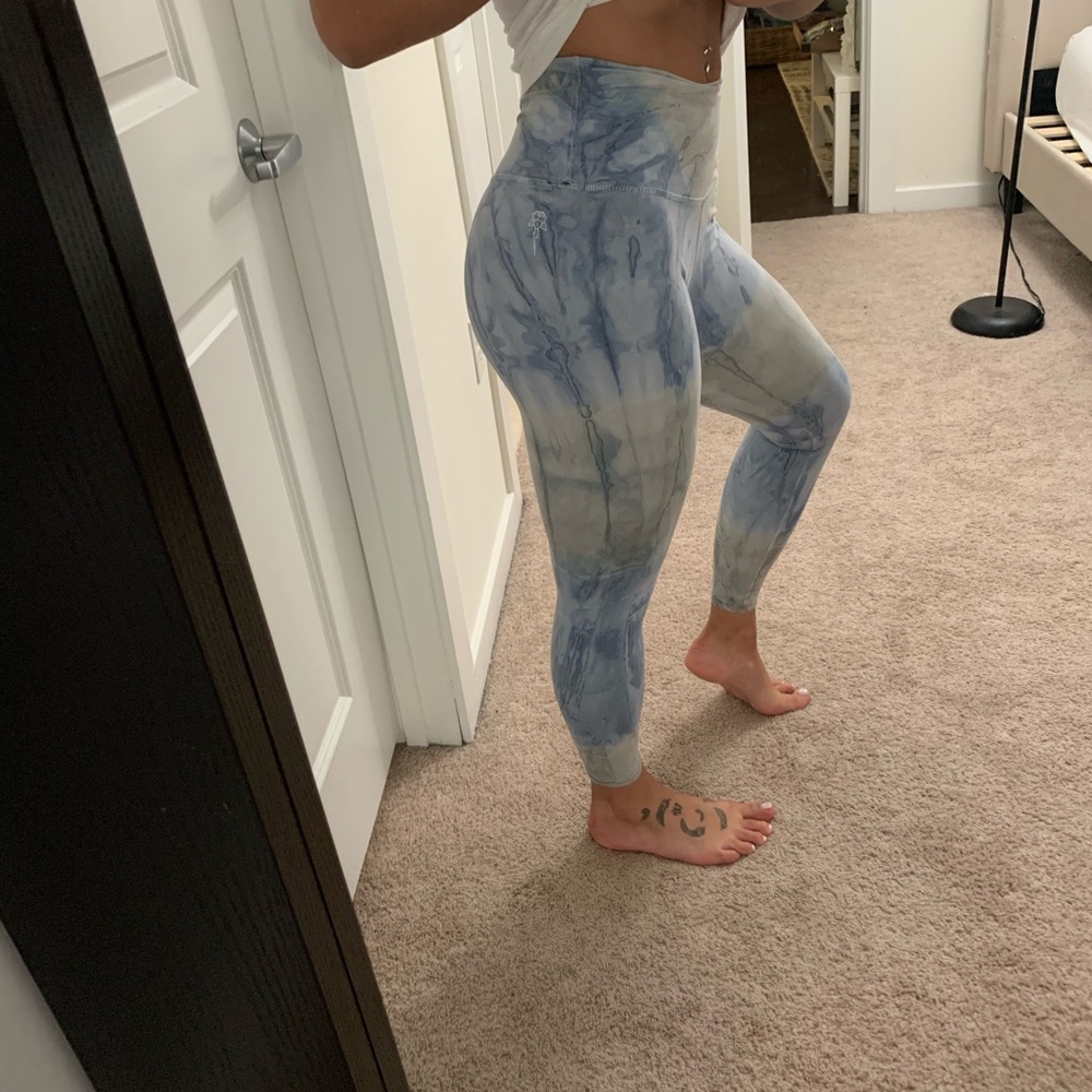 Electric & rose tye dye legging